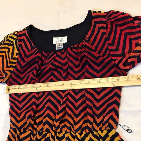 Sweet Storm Women’s Half Sleeve Pullover Elastic Waist Chevron Silk Dress S - Picture 9 of 10